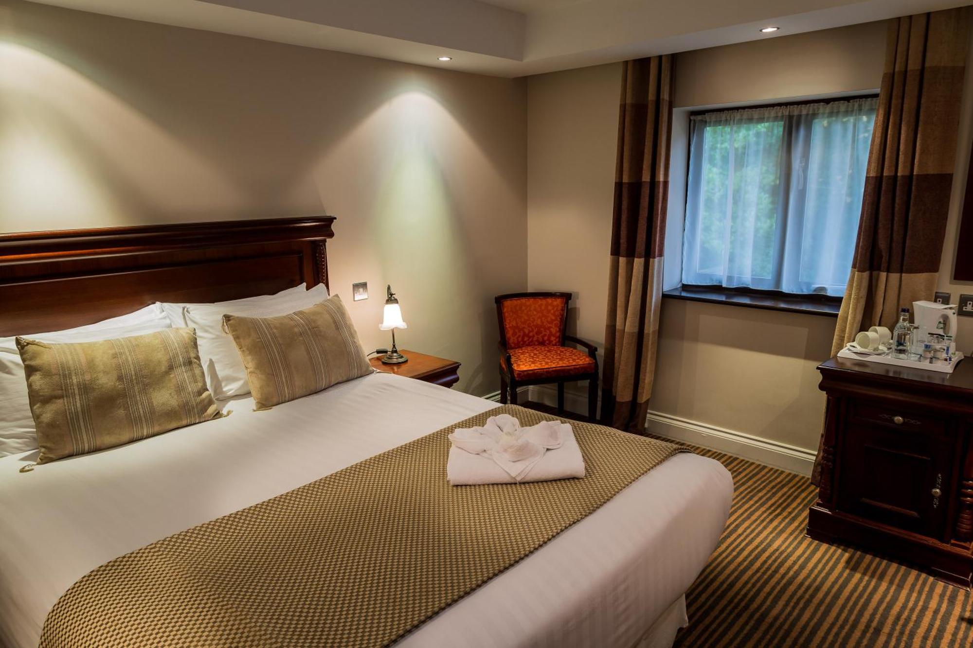 The Casa Hotel, Sure Hotel Collection By Best Western Yateley Esterno foto