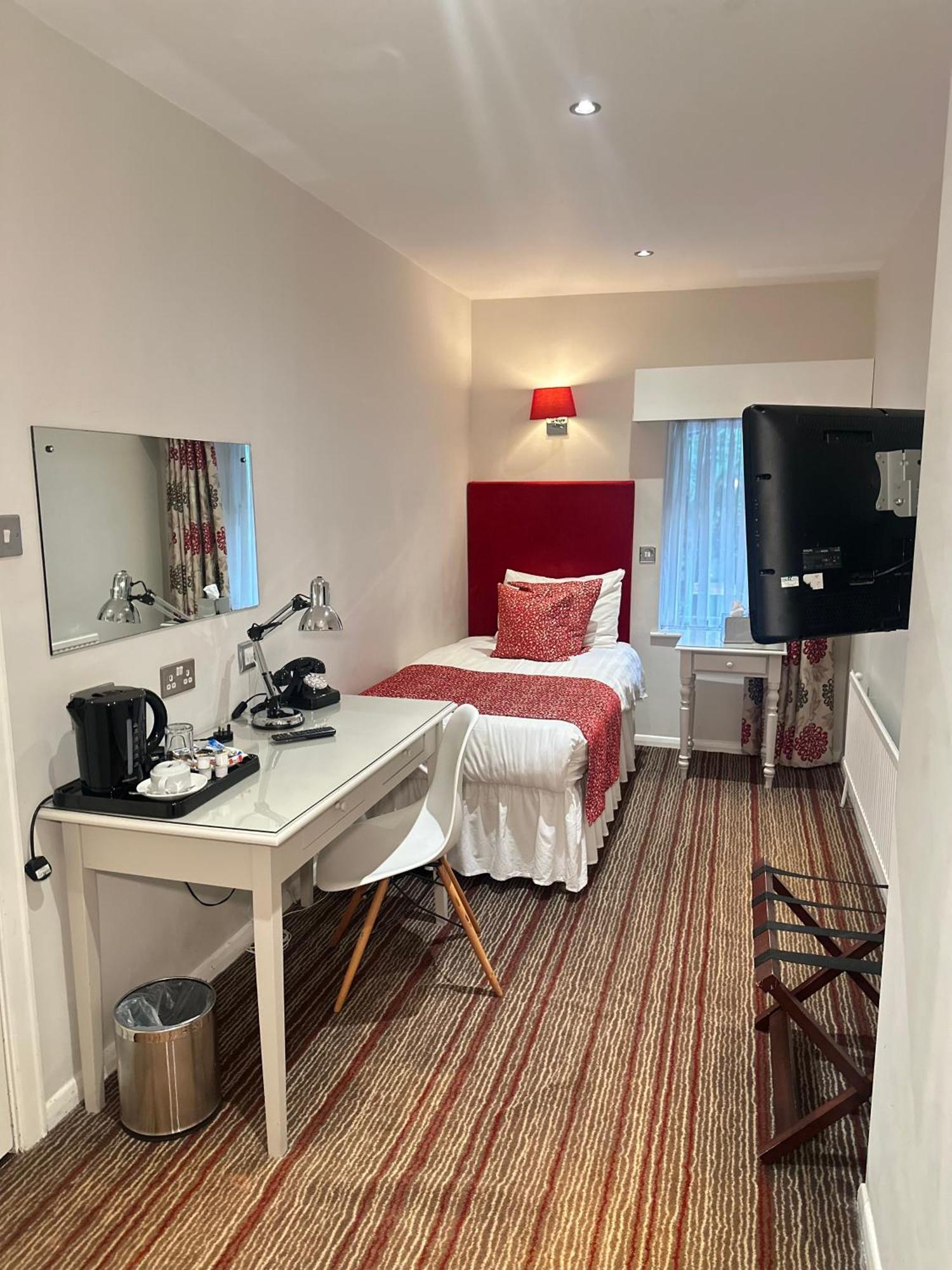 The Casa Hotel, Sure Hotel Collection By Best Western Yateley Esterno foto