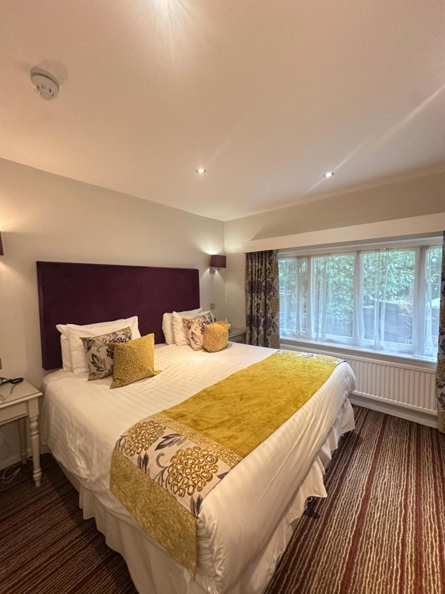 The Casa Hotel, Sure Hotel Collection By Best Western Yateley Esterno foto