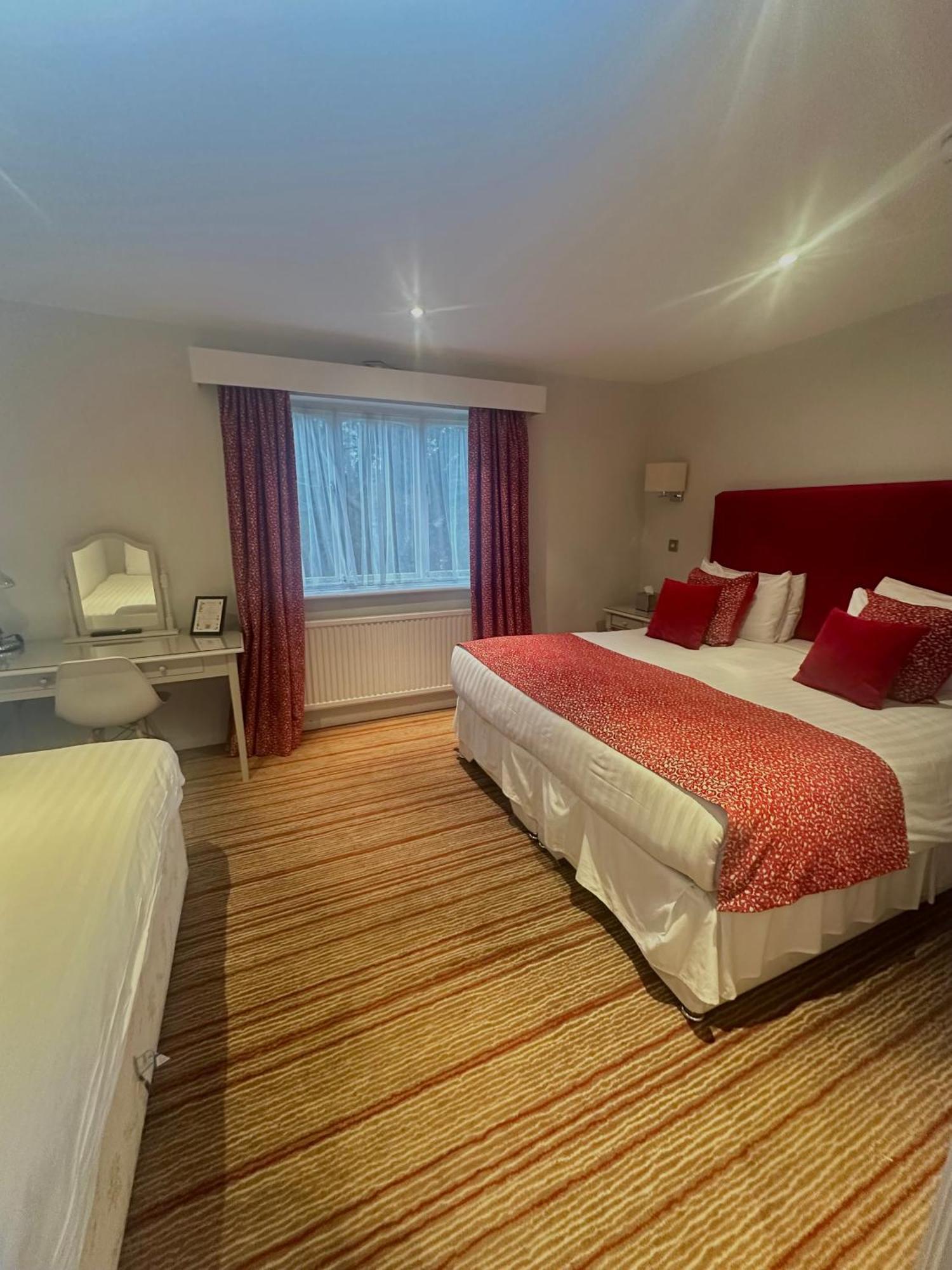 The Casa Hotel, Sure Hotel Collection By Best Western Yateley Esterno foto