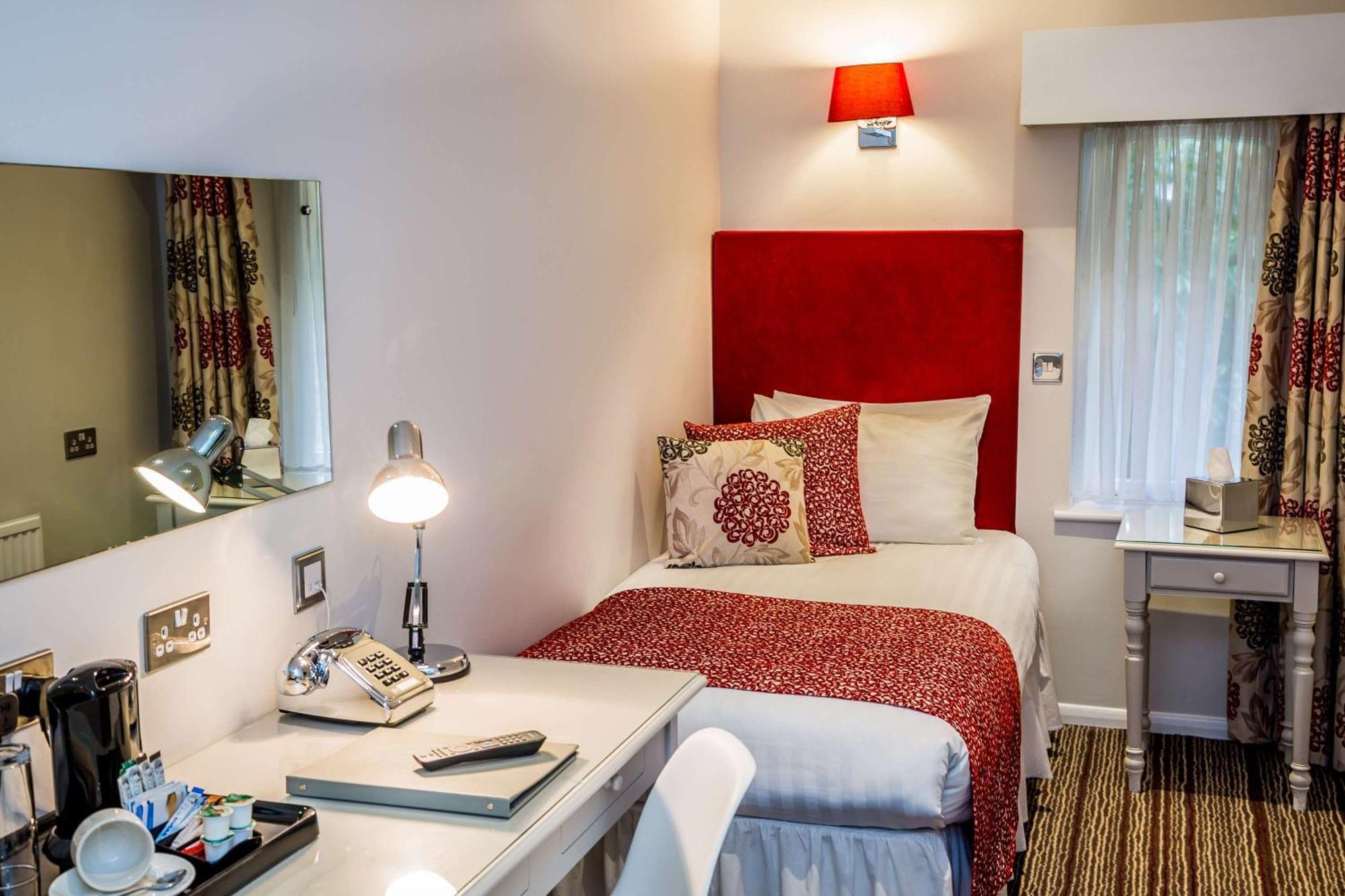 The Casa Hotel, Sure Hotel Collection By Best Western Yateley Esterno foto