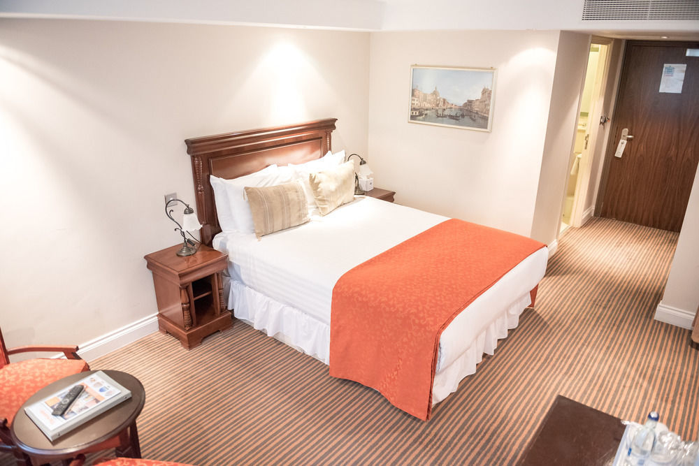 The Casa Hotel, Sure Hotel Collection By Best Western Yateley Esterno foto