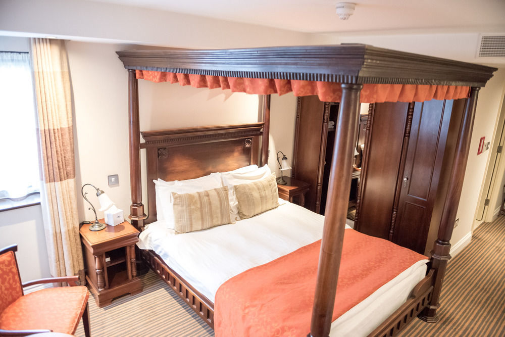 The Casa Hotel, Sure Hotel Collection By Best Western Yateley Esterno foto